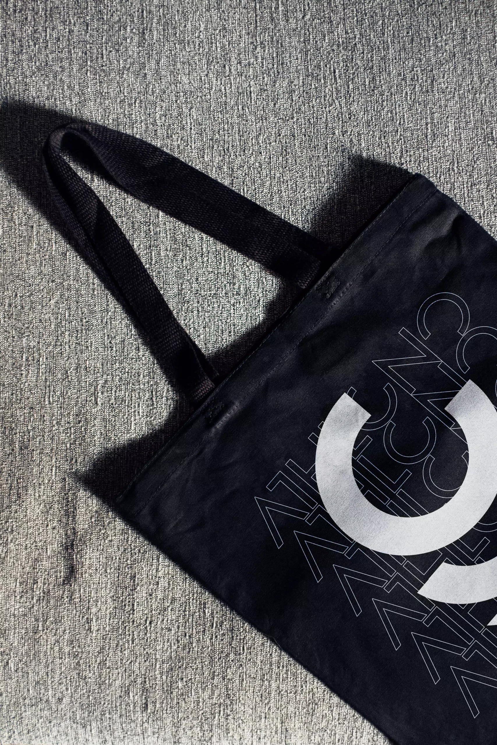 Athlono Brand Identity - Tote Bag Design