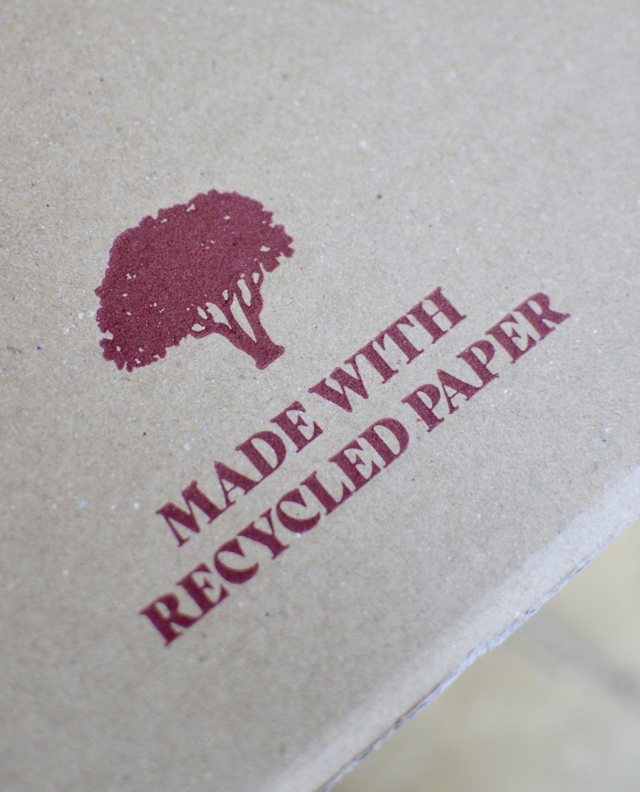 floh packaging with recycled paper